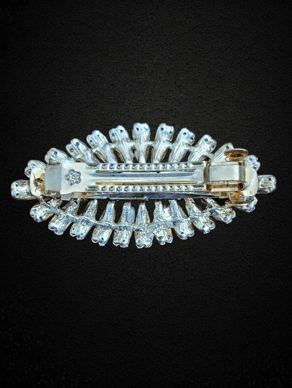 Pearl And Crystal Hair Barrette New - Picture 3 of 3